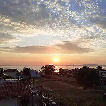 Pola's Loft Apartament Ierissós