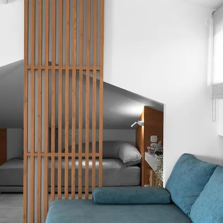 Pola's Loft Apartman *