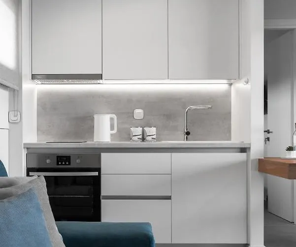 Pola's Loft 伊里斯斯