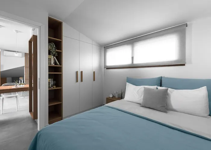 Pola's Loft * 伊里斯斯